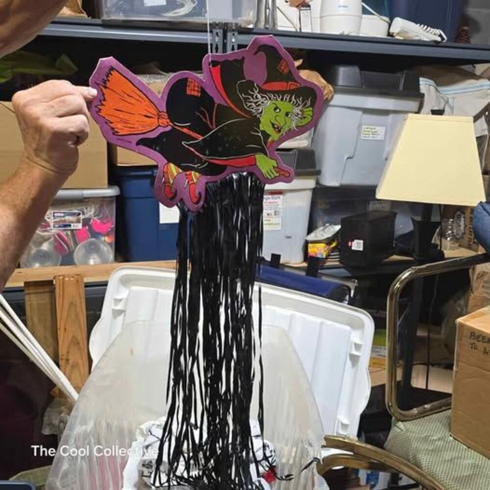 #2 HALLOWEEN ITEMS  (Dimensions in Pics)